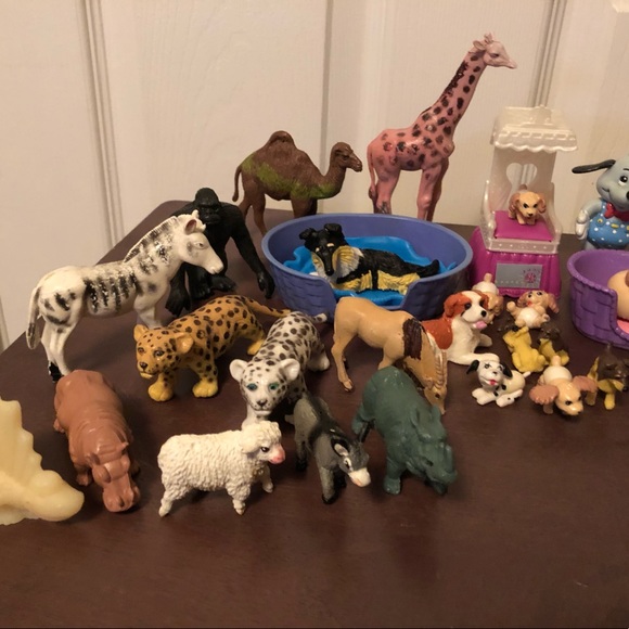 Assorted Animals Figurines - Picture 4 of 5